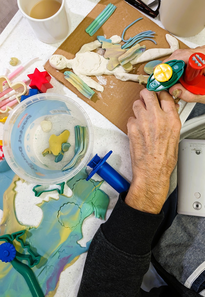 Pain body process with a patient with limited verbal skills, and dementia in art therapy
