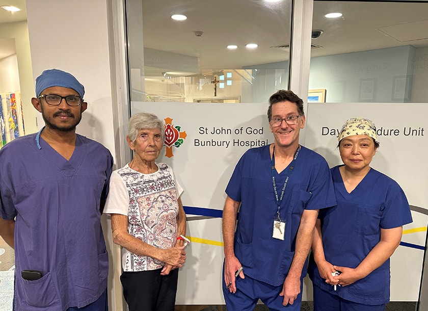 Image of Dr Lasitha Jayasinghe with patient Jill Upfold, anaesthetist Dr Jim McGirr and clinical nurse Mika Sumitomo at the St John of God Bunbury Hospital Day Procedure Unit before the surgery was performed.